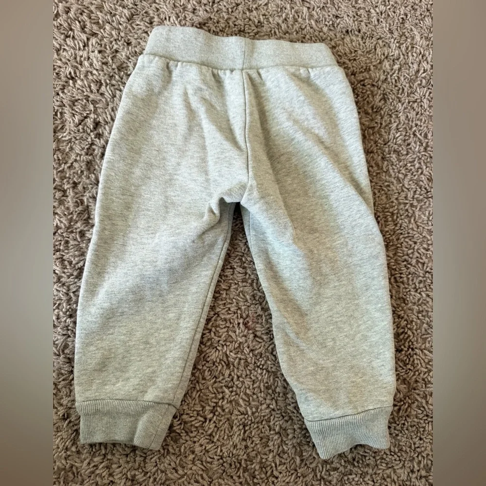 Preloved GAP Kids Light Gray Joggers